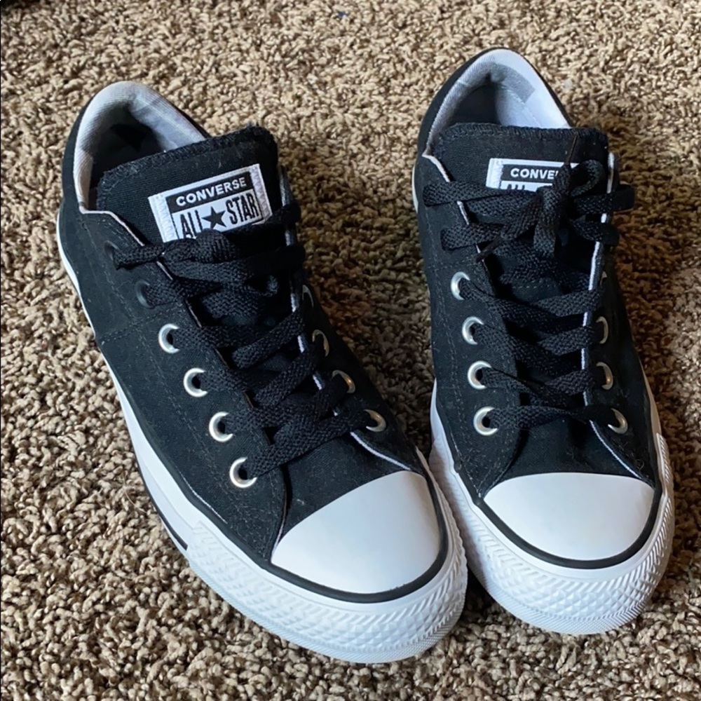 Converse Chuck Taylor All Star (Black Size 8) Low